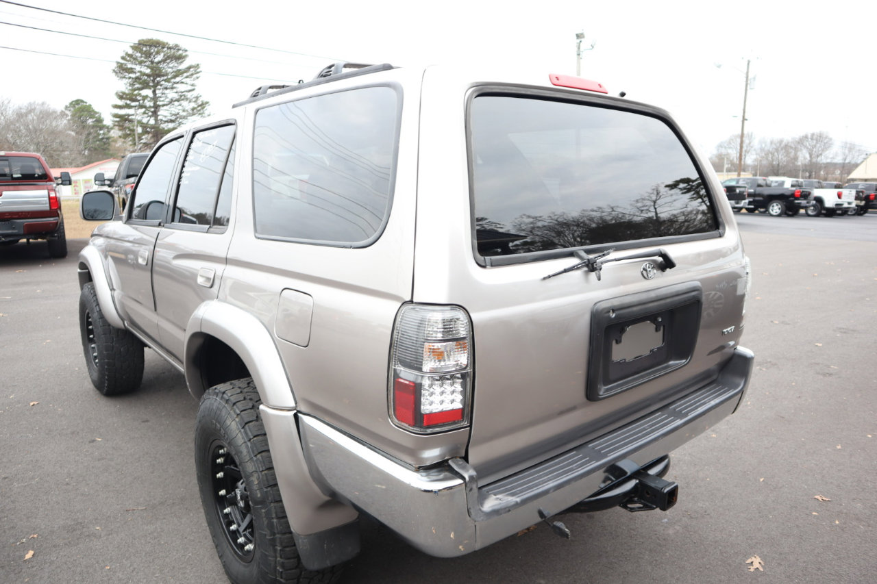 Used 2001 Toyota 4Runner SR5 image 7