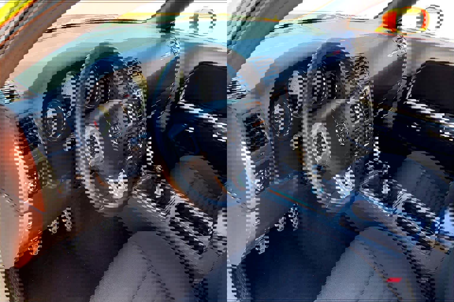 Used 2014 Dodge Challenger R/T w/ Blacktop Package image 15