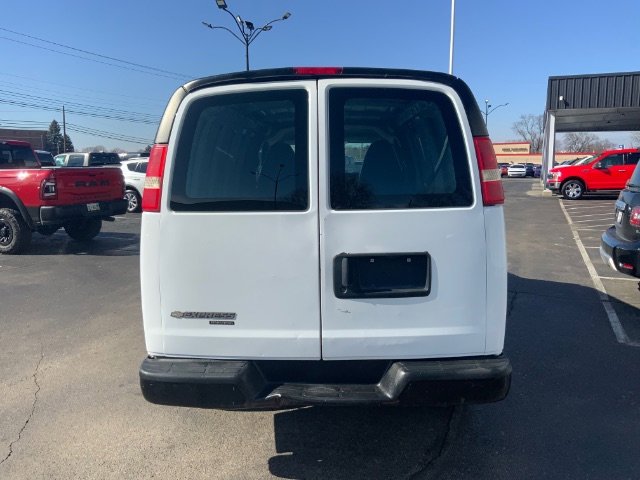 Used 2014 Chevrolet Express 2500 image 6