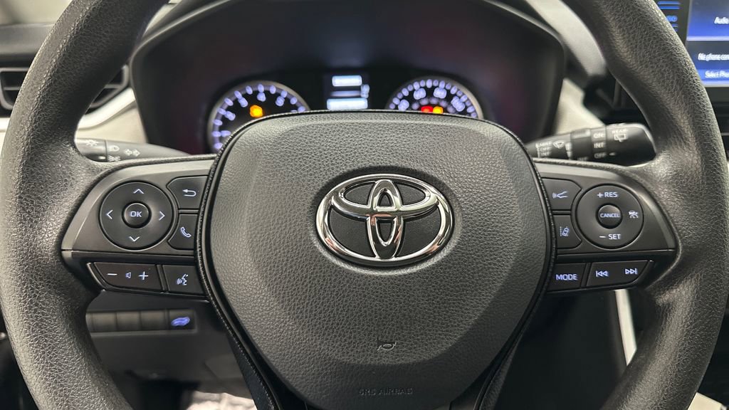 Certified 2022 Toyota RAV4 XLE w/ Convenience Package image 15