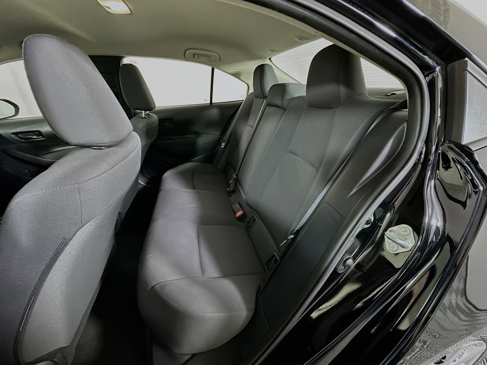 Used 2024 Toyota Corolla LE FWD image 25