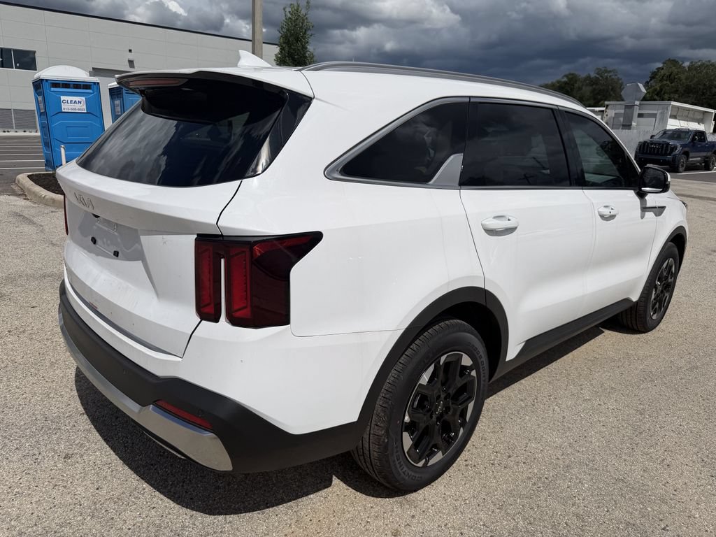 New 2026 Kia Sorento S FWD image 4