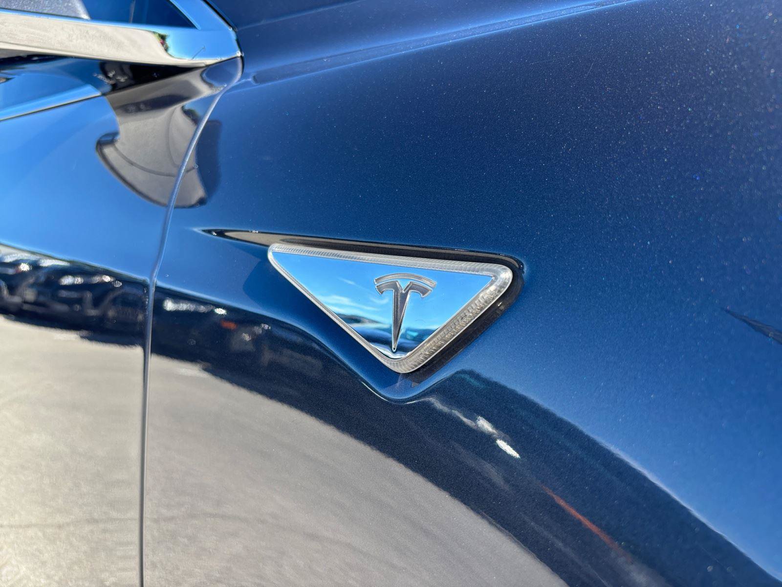 Used 2015 Tesla Model S 70D AWD/4WD image 50