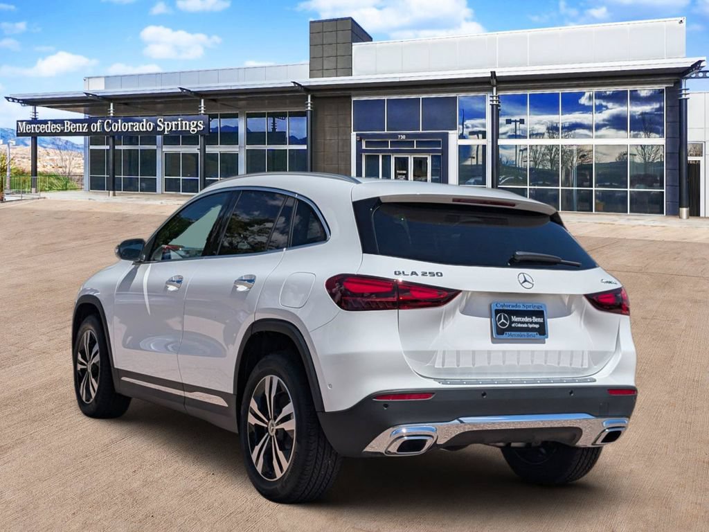 New 2026 Mercedes-Benz GLA 250 4MATIC image 5