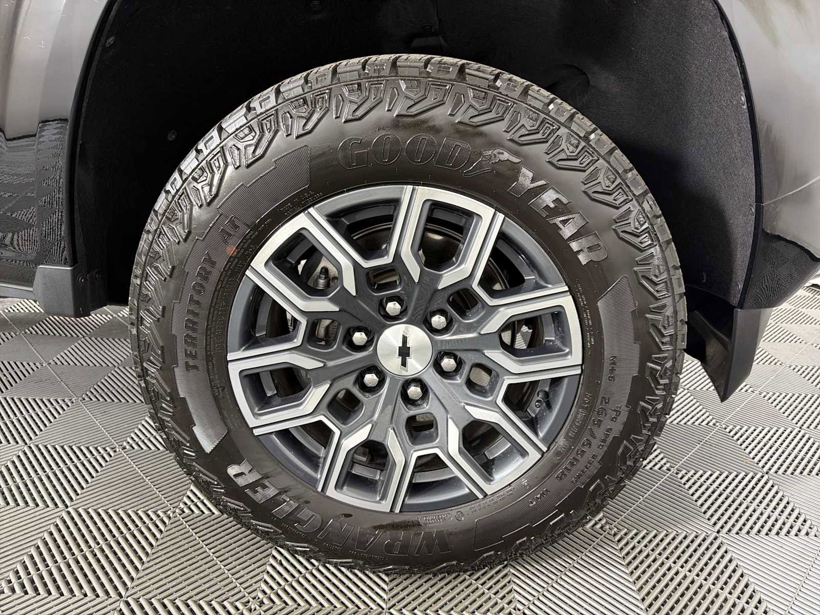 Certified 2024 Chevrolet Colorado Z71 w/ Z71 Convenience Package 2 image 10