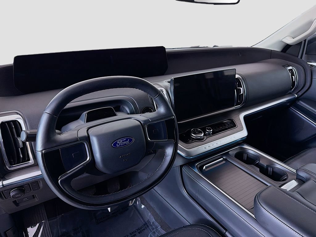 Used 2025 Ford Expedition Platinum AWD/4WD image 23