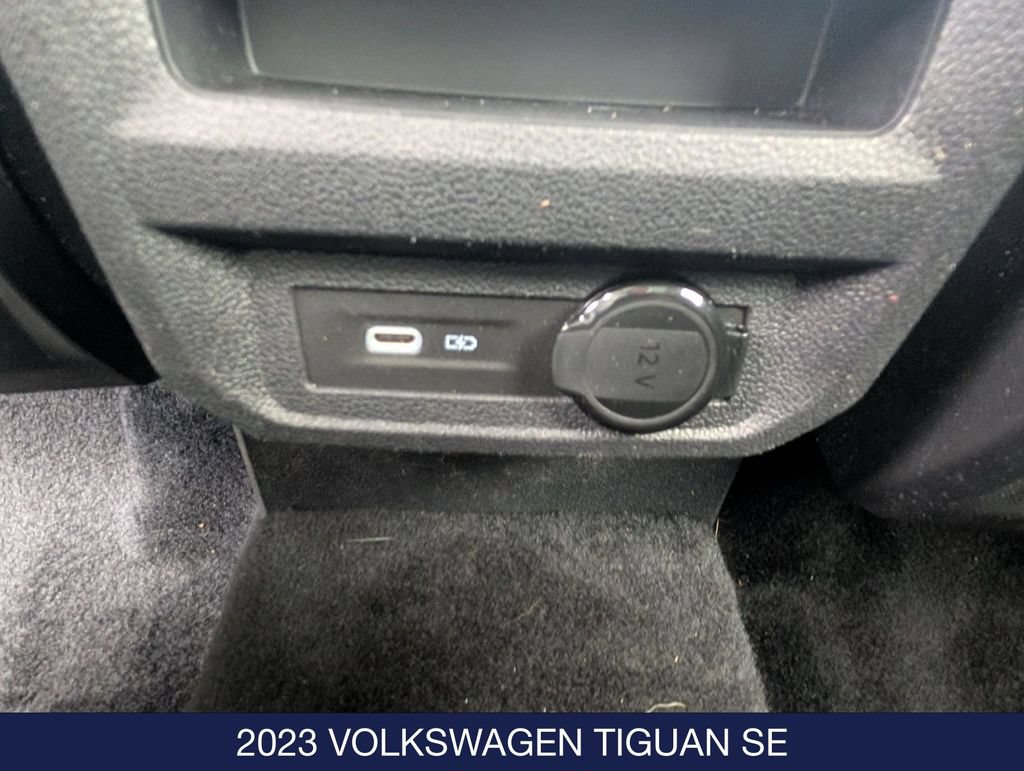 Certified 2023 Volkswagen Tiguan SE AWD/4WD image 18
