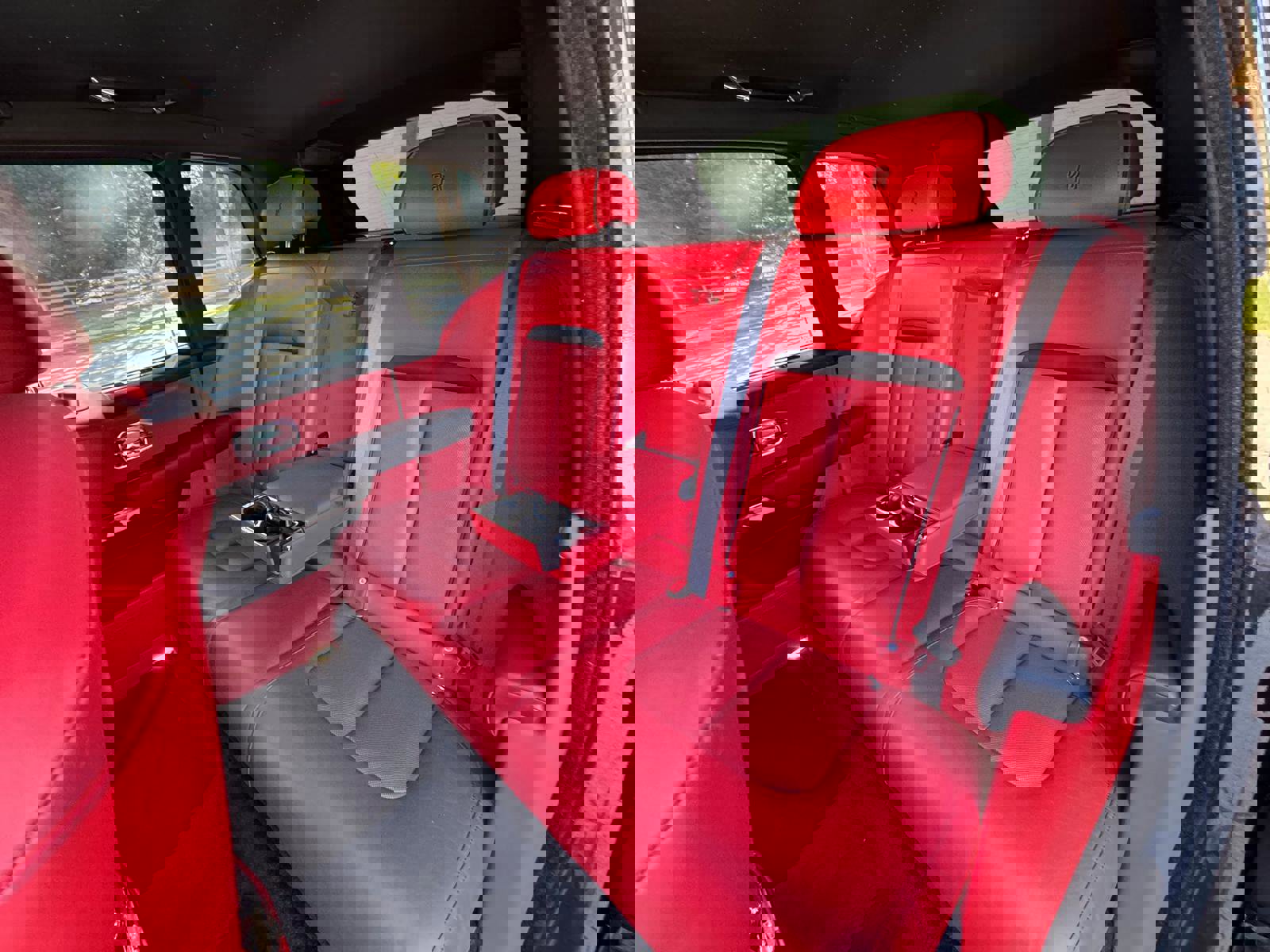 Used 2021 Rolls-Royce Cullinan image 4