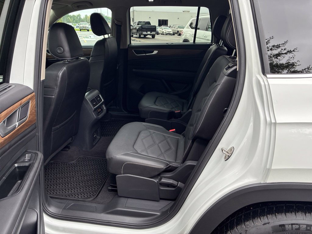 Used 2024 Volkswagen Atlas SE AWD/4WD image 70