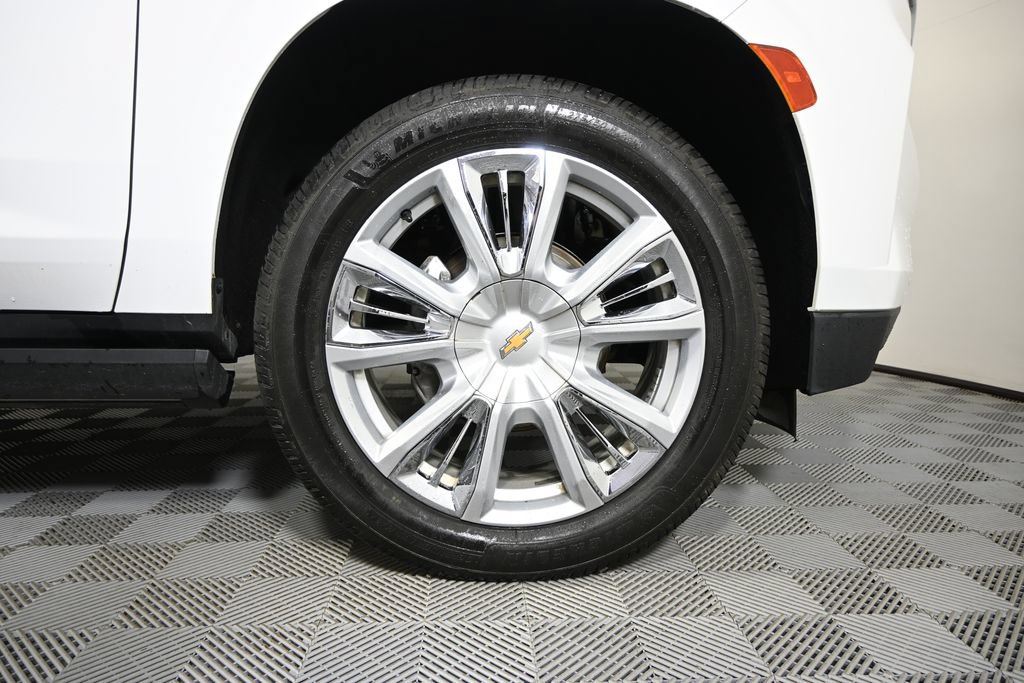 Used 2021 Chevrolet Suburban High Country AWD/4WD image 11