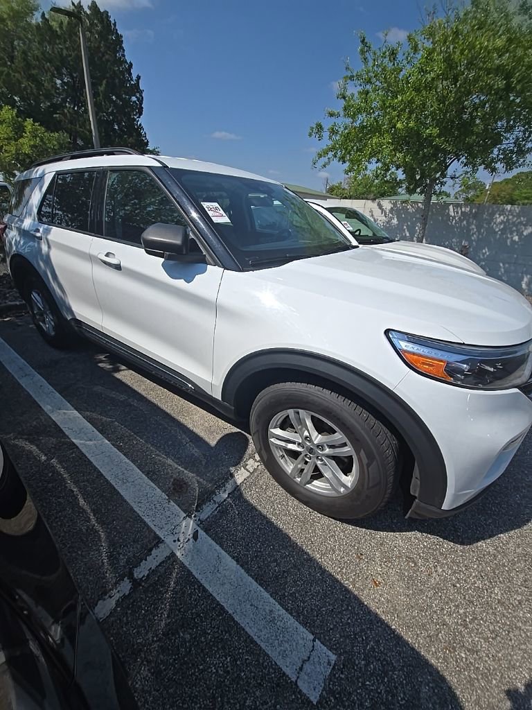 Certified 2023 Ford Explorer XLT w/ Equipment Group 202A image 8