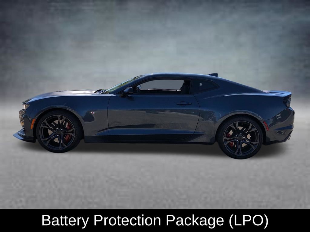 Used 2019 Chevrolet Camaro SS RWD image 8