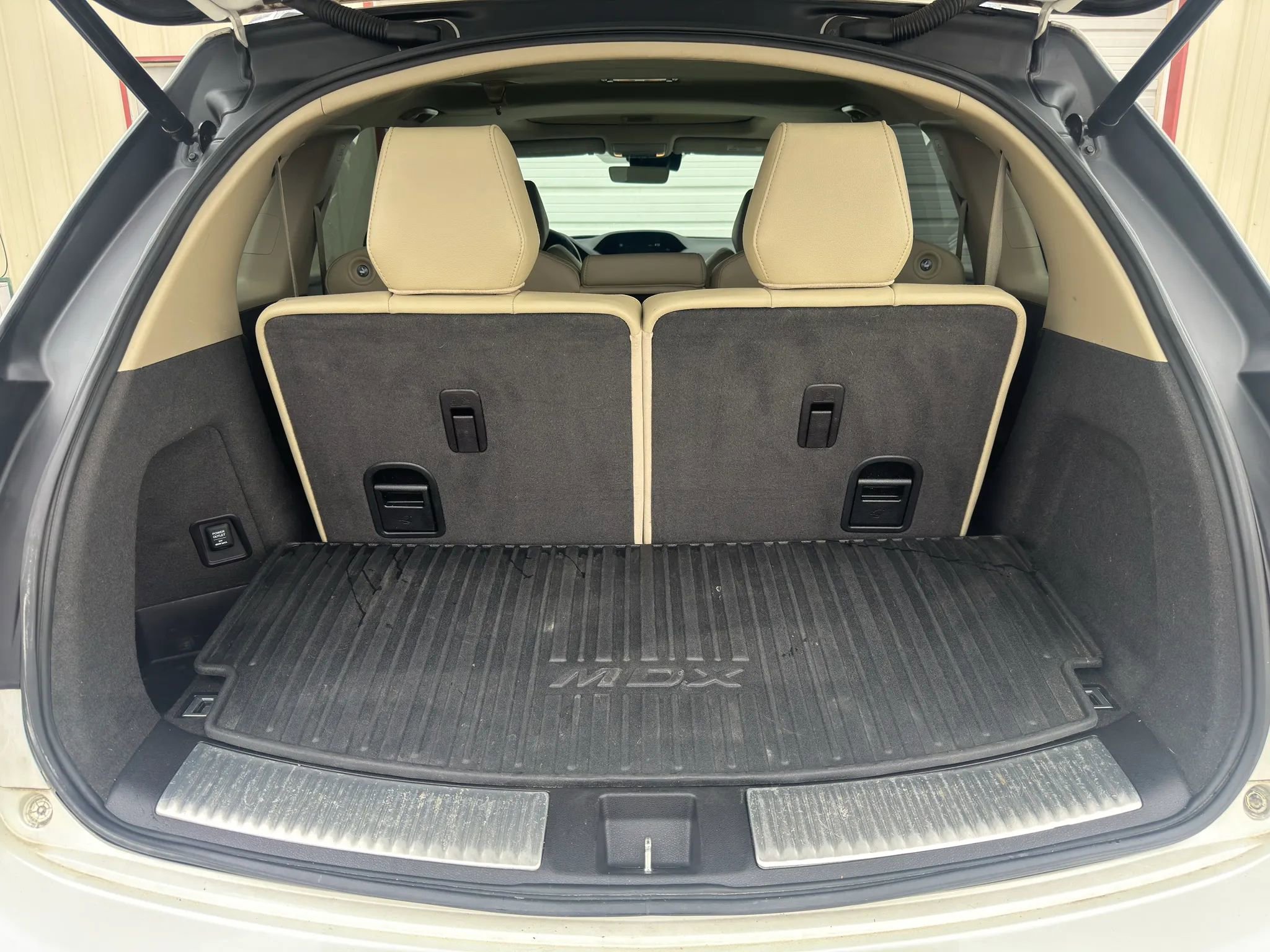 Used 2016 Acura MDX SH-AWD w/ Technology Package image 11