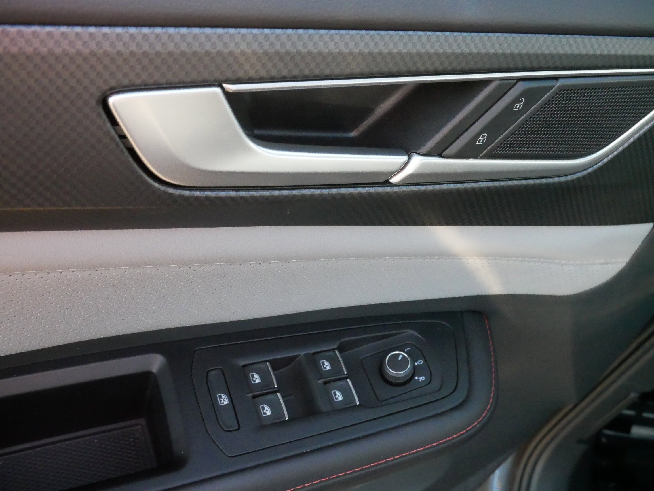 Certified 2024 Volkswagen Atlas Peak Edition SEL image 19
