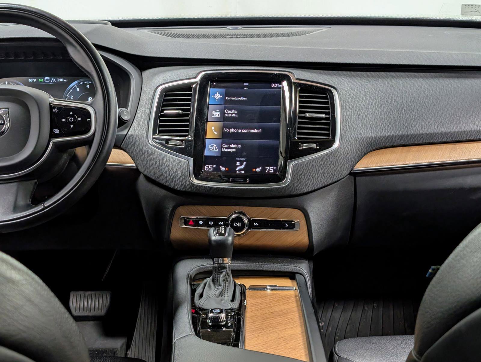 Used 2022 Volvo XC90 T6 Momentum w/ Advanced Package image 29
