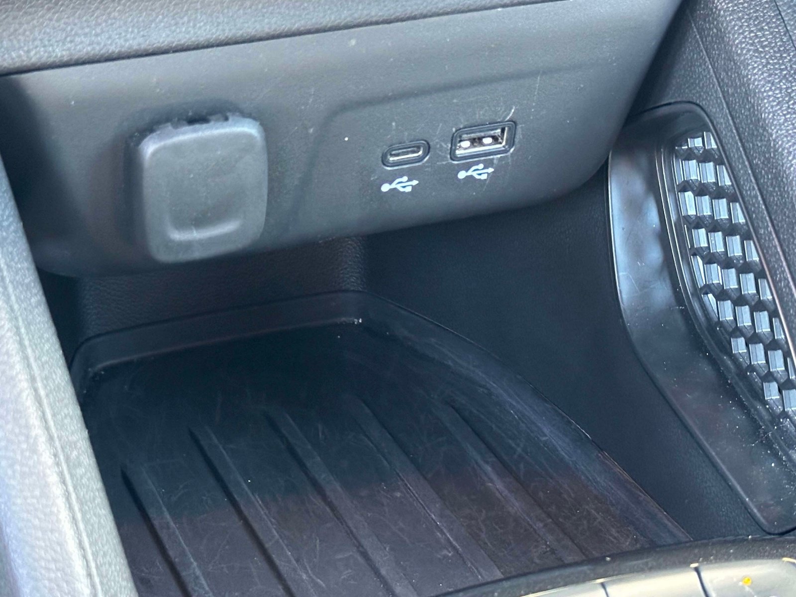 Used 2026 Chevrolet TrailBlazer LT AWD/4WD image 27