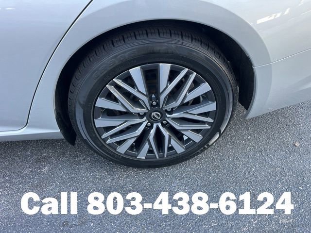 Used 2024 Nissan Altima 2.5 SV FWD image 28