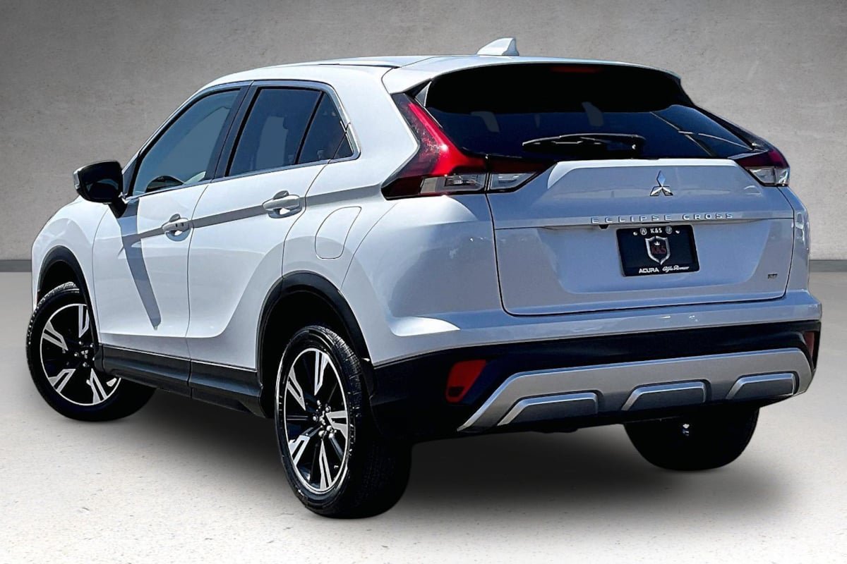 Used 2025 Mitsubishi Eclipse Cross AWD image 31