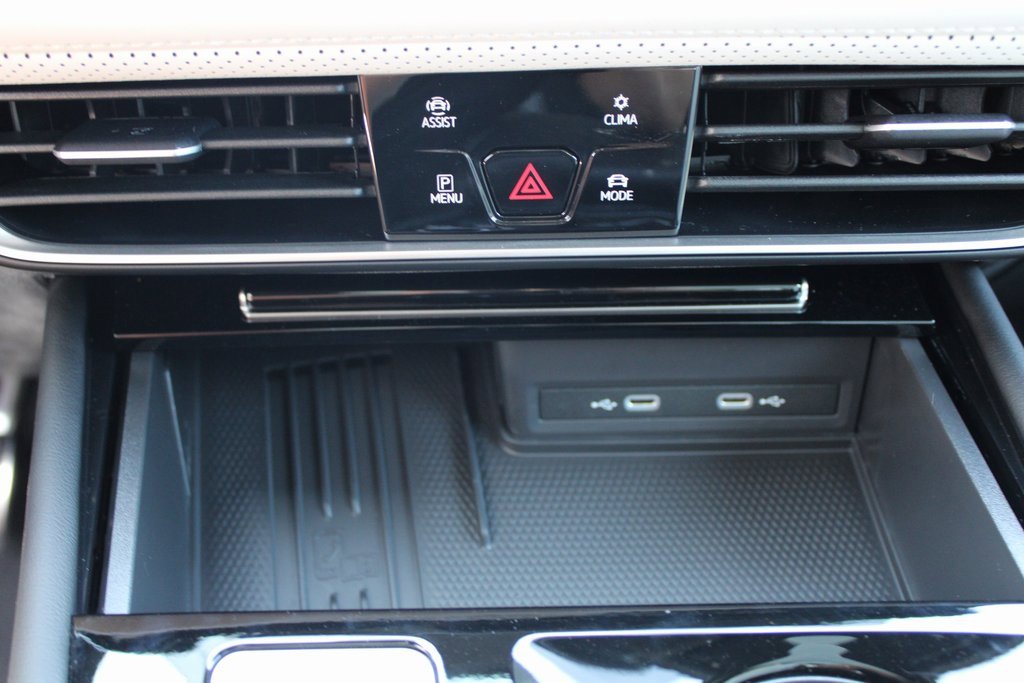 New 2026 Volkswagen Atlas Cross Sport SEL Premium R-Line image 17
