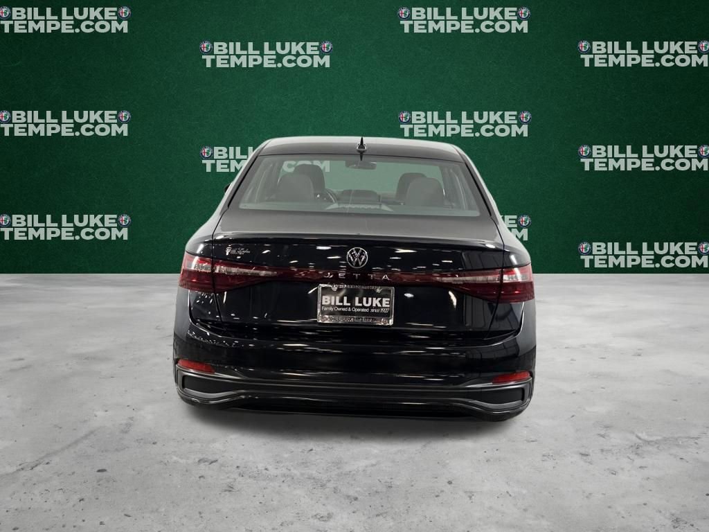Used 2025 Volkswagen Jetta Sport FWD image 9