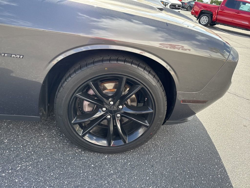 Used 2016 Dodge Challenger R/T Plus image 18