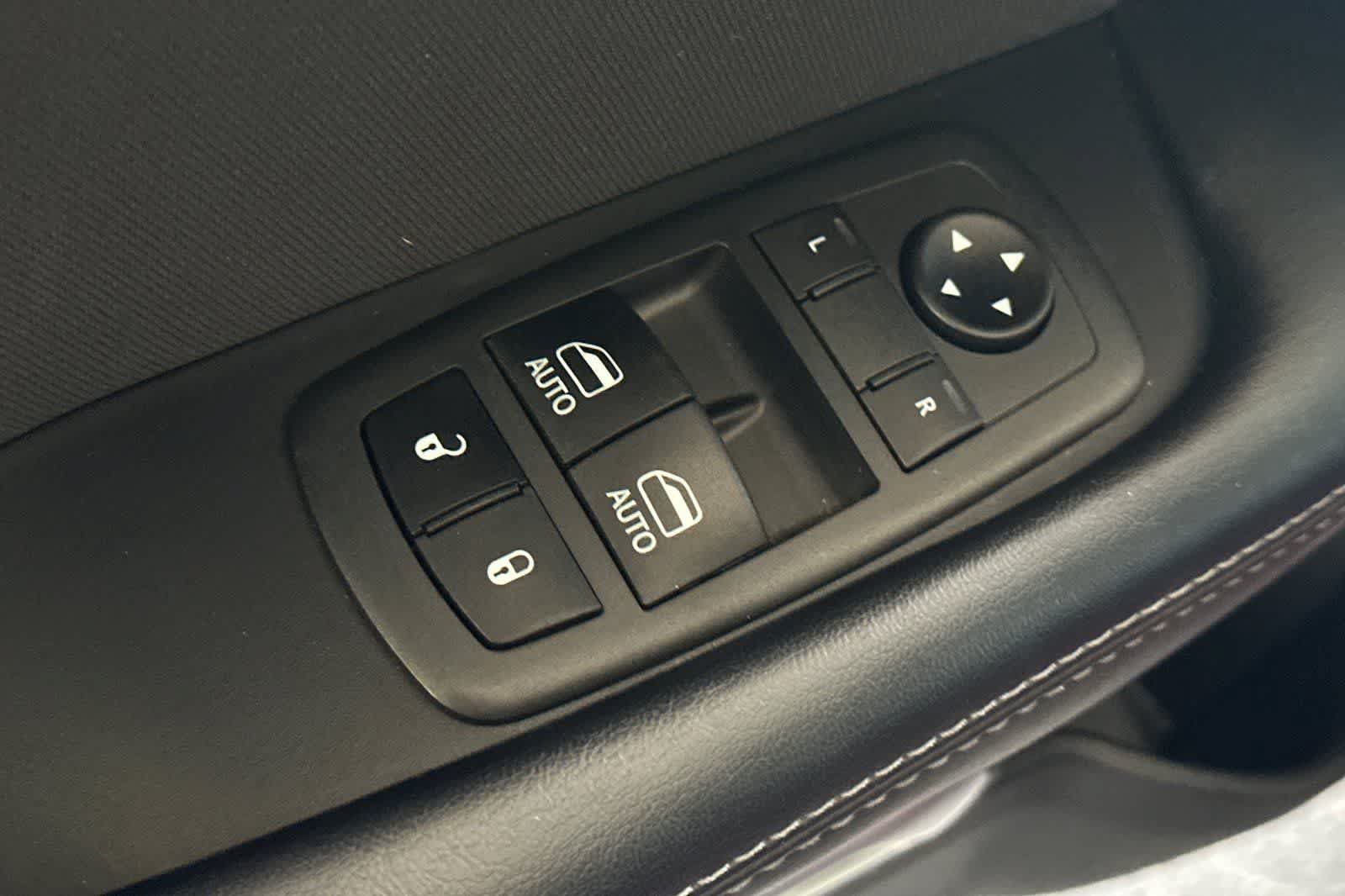 Used 2020 Dodge Challenger GT RWD image 14