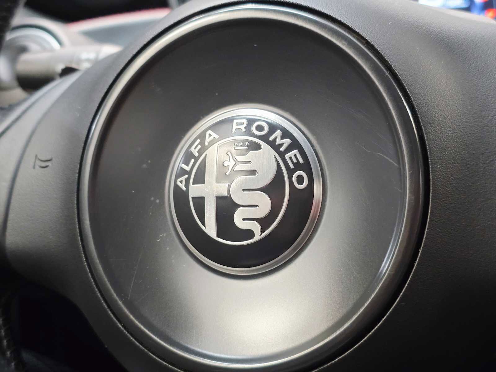 Used 2018 Alfa Romeo 4C Coupe w/ Convenience Group - Coupe image 21