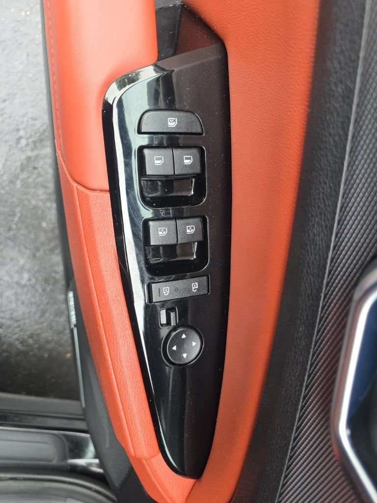Used 2023 Kia Sportage SX FWD image 12