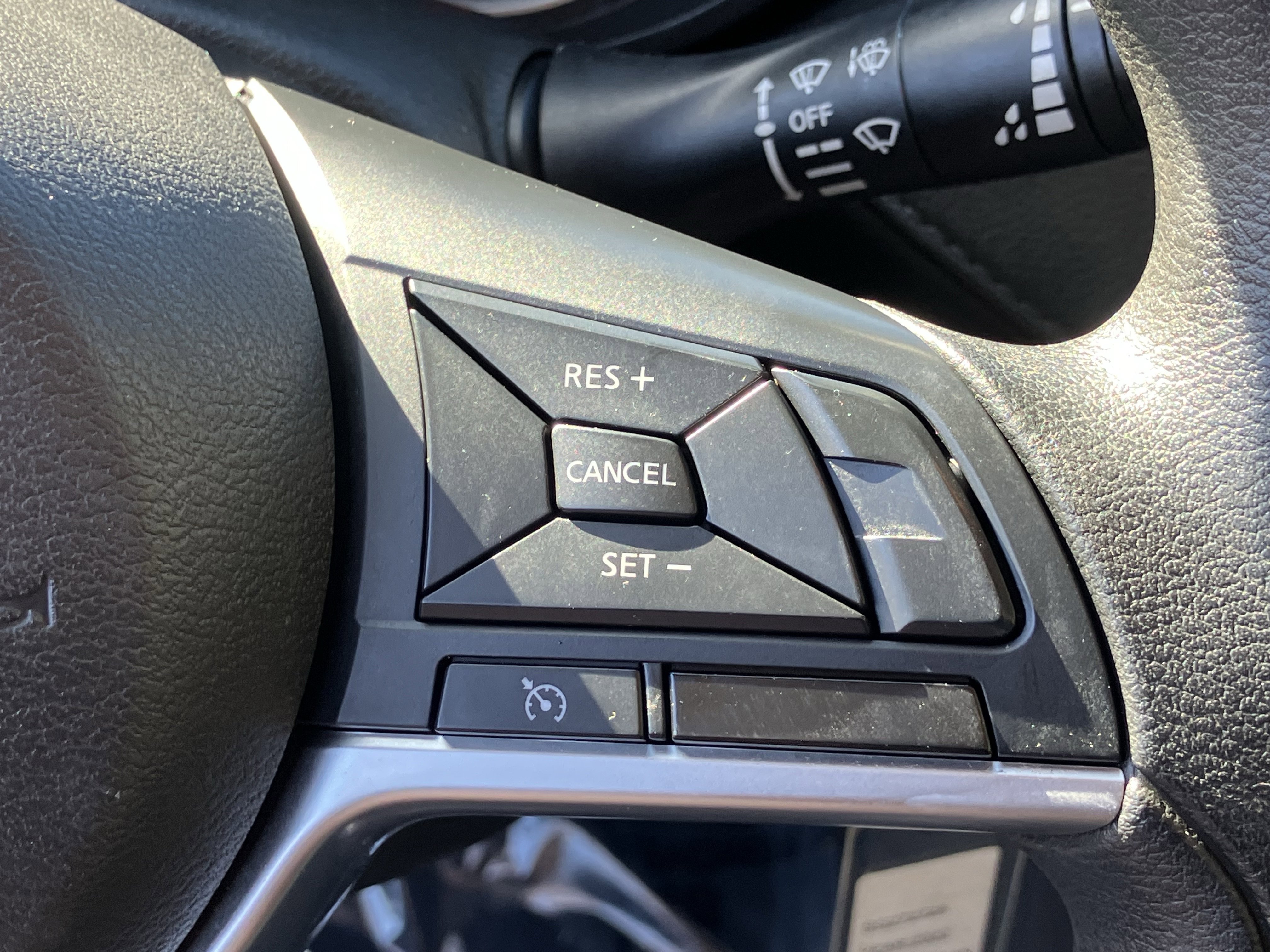 Used 2022 Nissan Versa S image 23