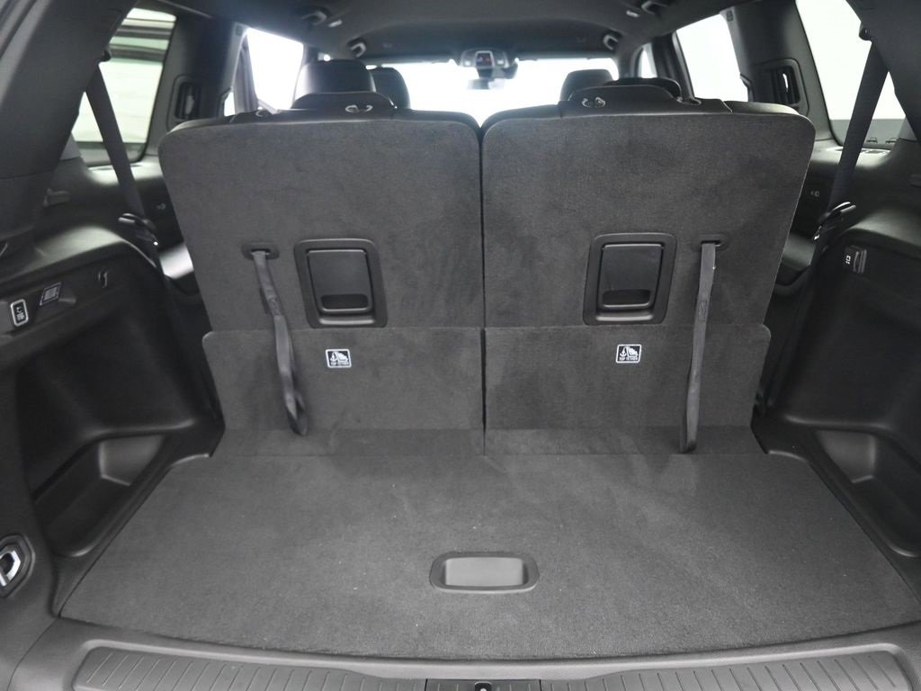 New 2025 Jeep Grand Cherokee L Limited w/ Black Appearance Package image 27