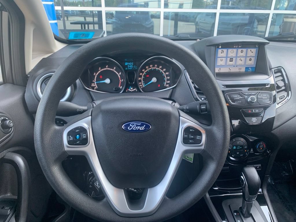 Used 2018 Ford Fiesta SE w/ Equipment Group 201A FWD image 9