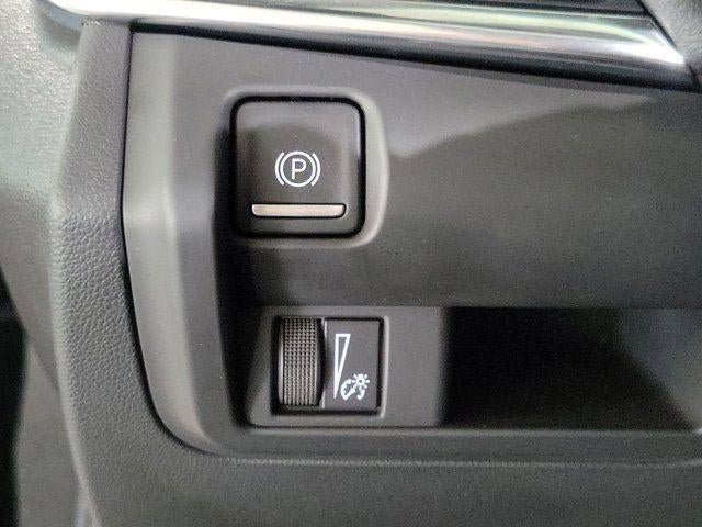 Used 2025 Cadillac CT4 Premium Luxury RWD image 15