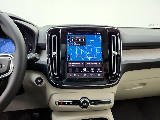New 2026 Volvo XC40 B5 Ultra w/ Climate Package AWD/4WD image 27