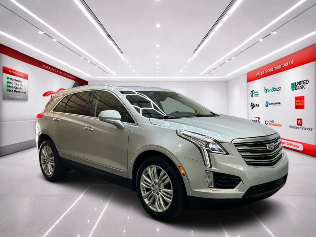 Used 2019 Cadillac XT5 Premium Luxury AWD/4WD image 2