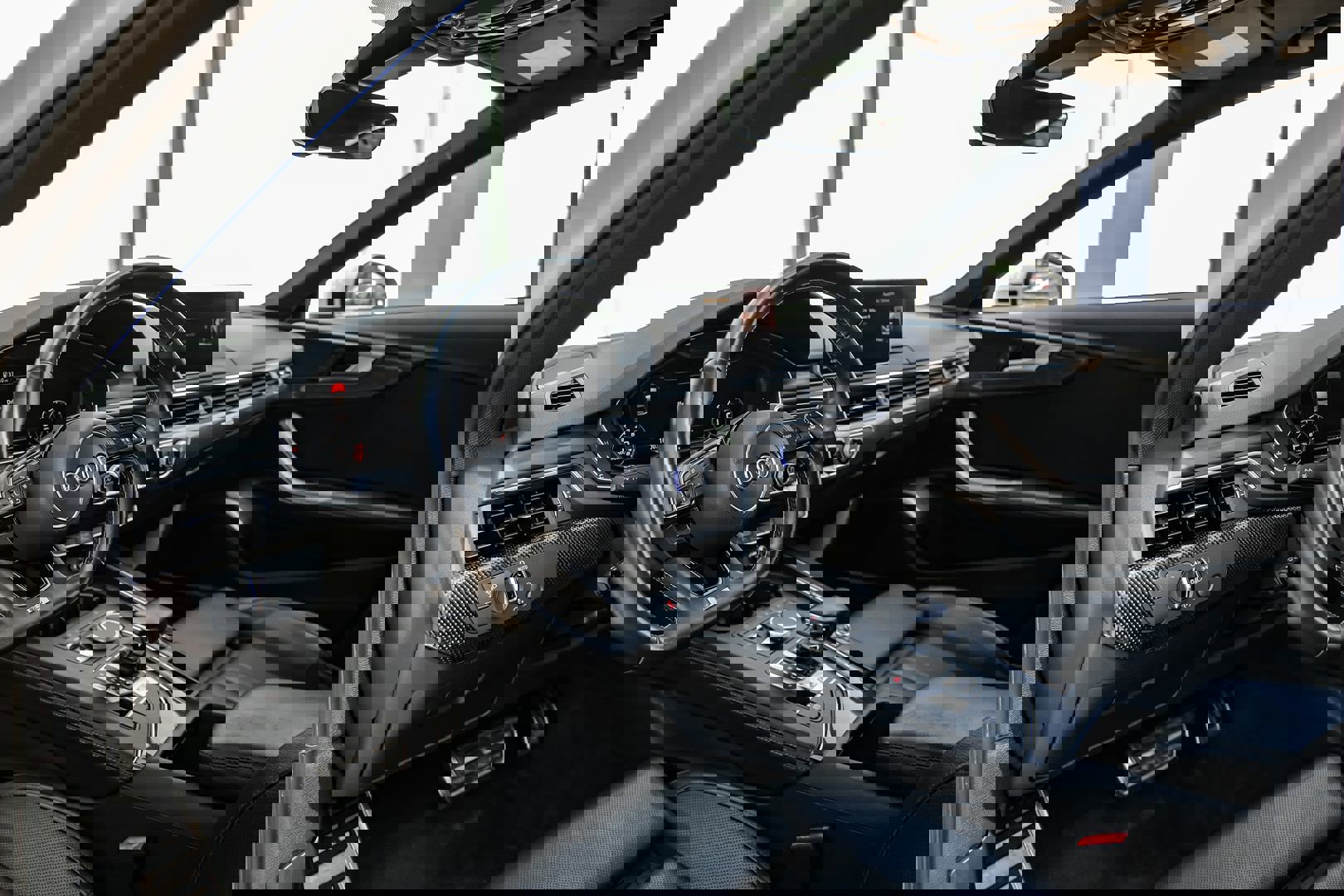 Used 2018 Audi S4 Premium Plus w/ Navigation Package image 3