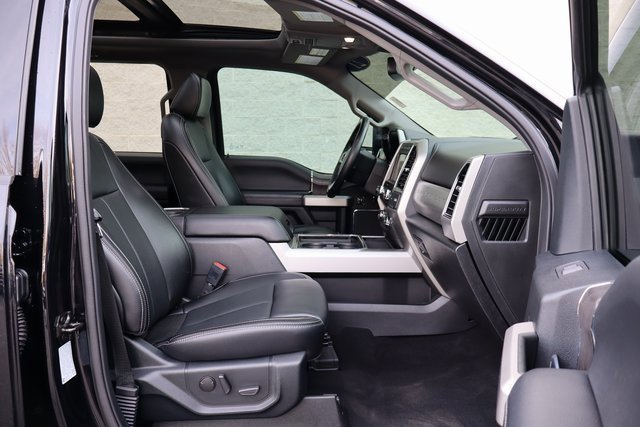 Used 2021 Ford F350 Lariat image 37