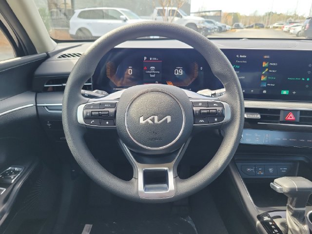 New 2026 Kia K5 LXS FWD image 9