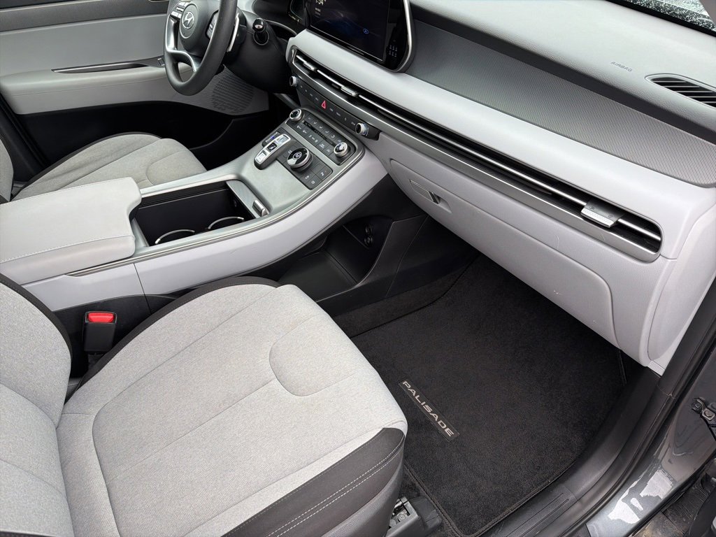 Used 2023 Hyundai Palisade SE image 31