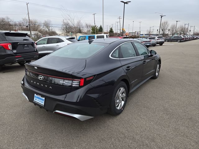 New 2026 Hyundai Sonata SE FWD image 6