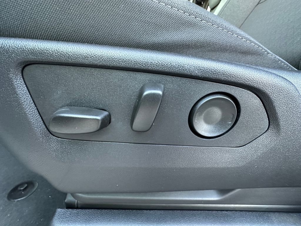 New 2026 Chevrolet Silverado 1500 Custom image 10