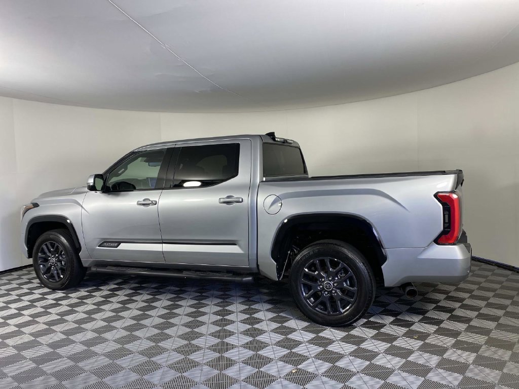 Used 2023 Toyota Tundra Platinum AWD/4WD image 5