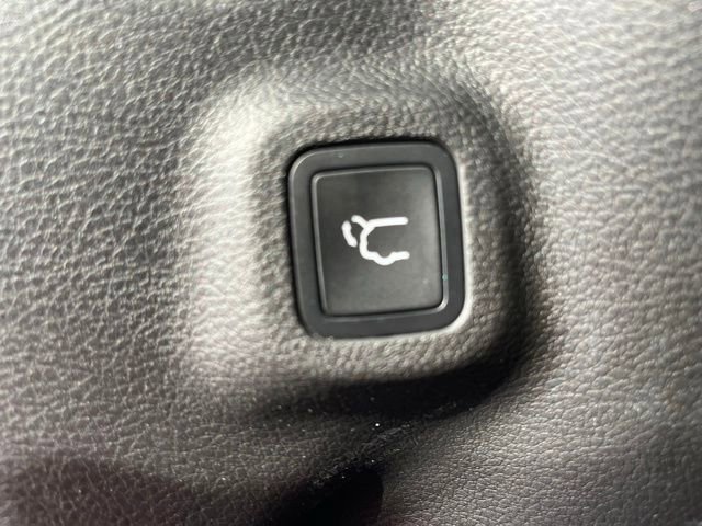 Used 2023 Jeep Compass High Altitude w/ Driver Assist Group I image 48