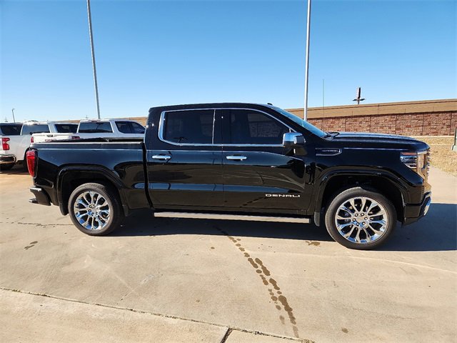 Used 2025 GMC Sierra 1500 Denali Ultimate image 5