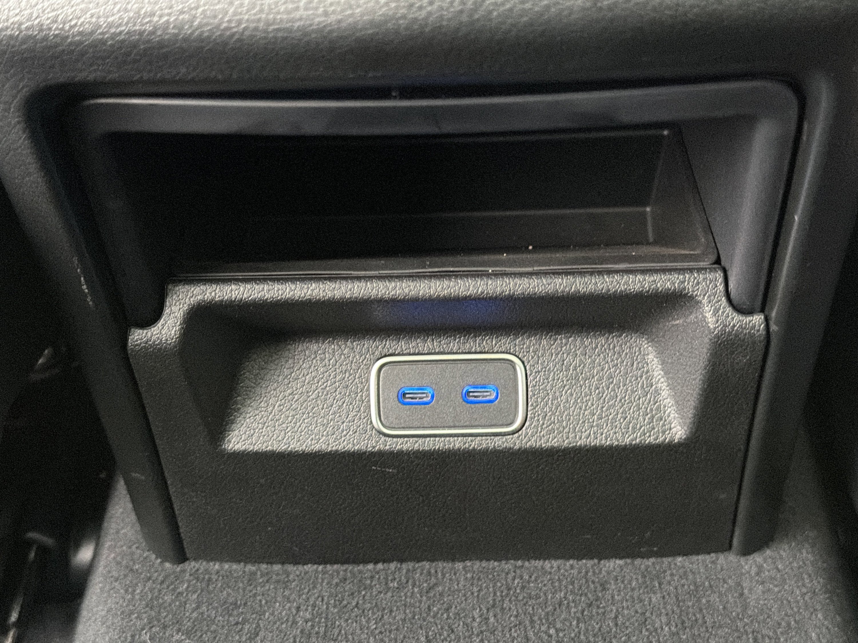 Used 2024 Mercedes-Benz GLE 450e 4MATIC image 40