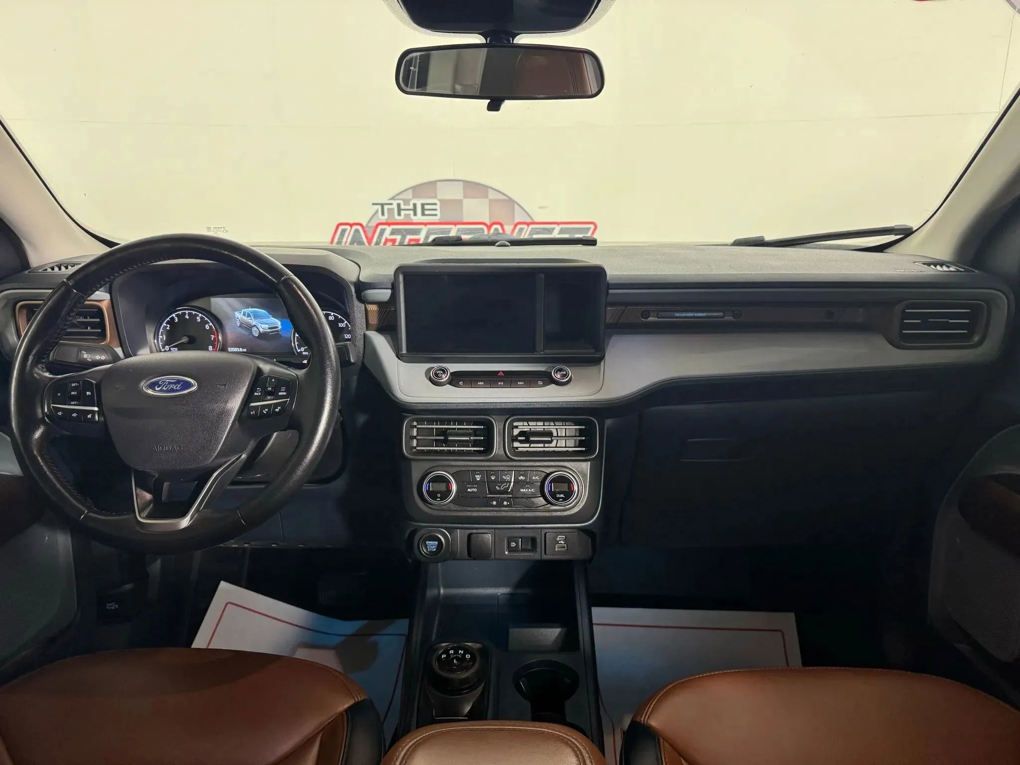 Used 2022 Ford Maverick Lariat image 11