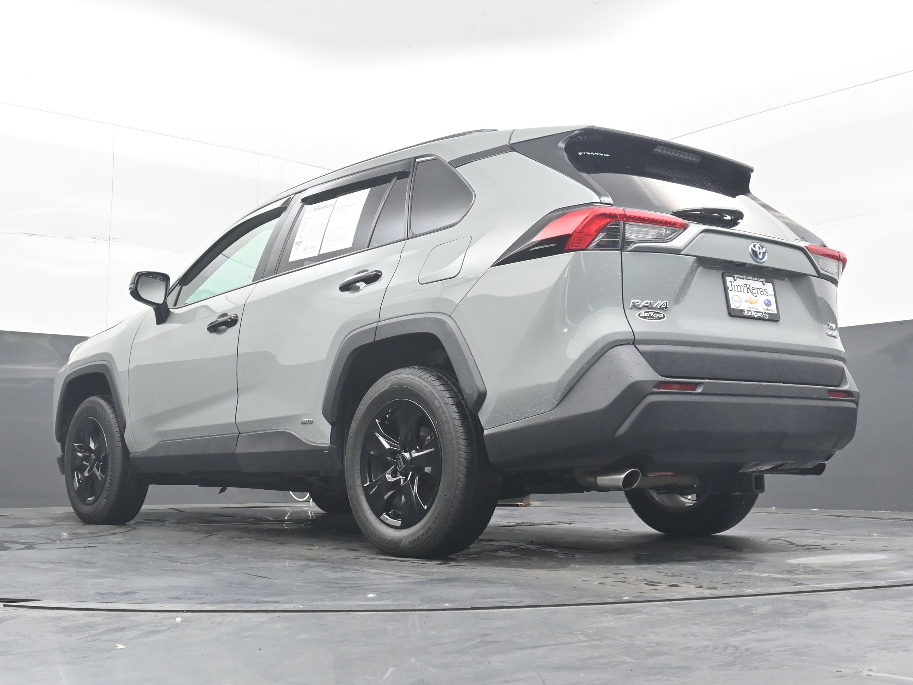Used 2022 Toyota RAV4 XLE AWD/4WD image 28