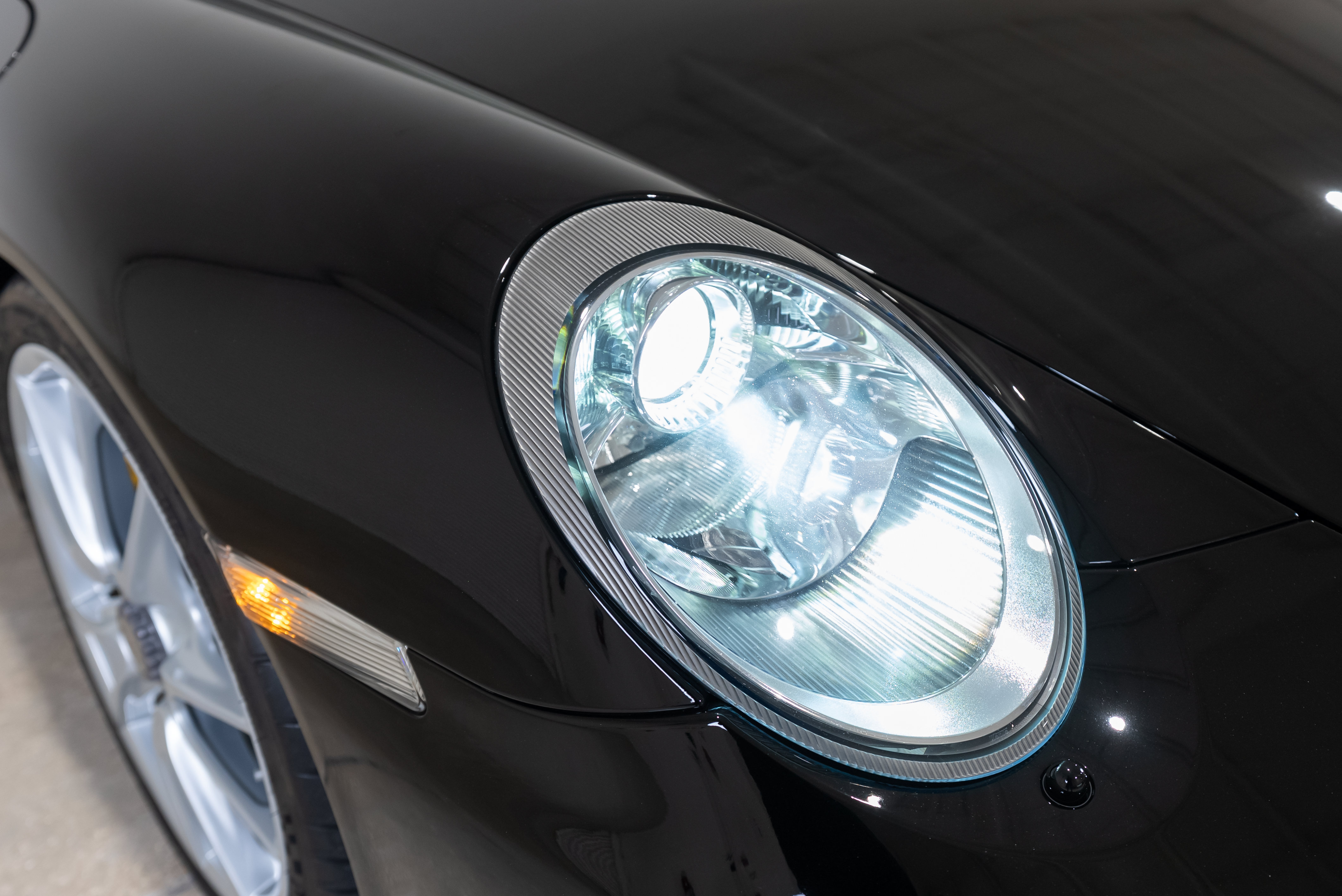 Used 2010 Porsche 911 GT3 RWD image 14