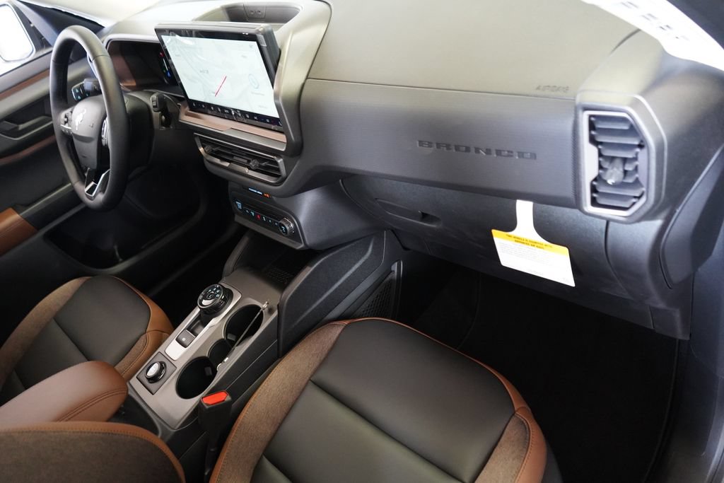 New 2026 Ford Bronco Sport Outer Banks w/ Outer Banks Tech Package+ AWD/4WD image 21