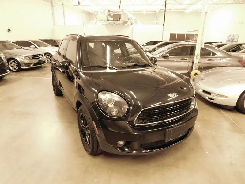 Used 2015 MINI Cooper Countryman w/ Premium Package FWD image 3