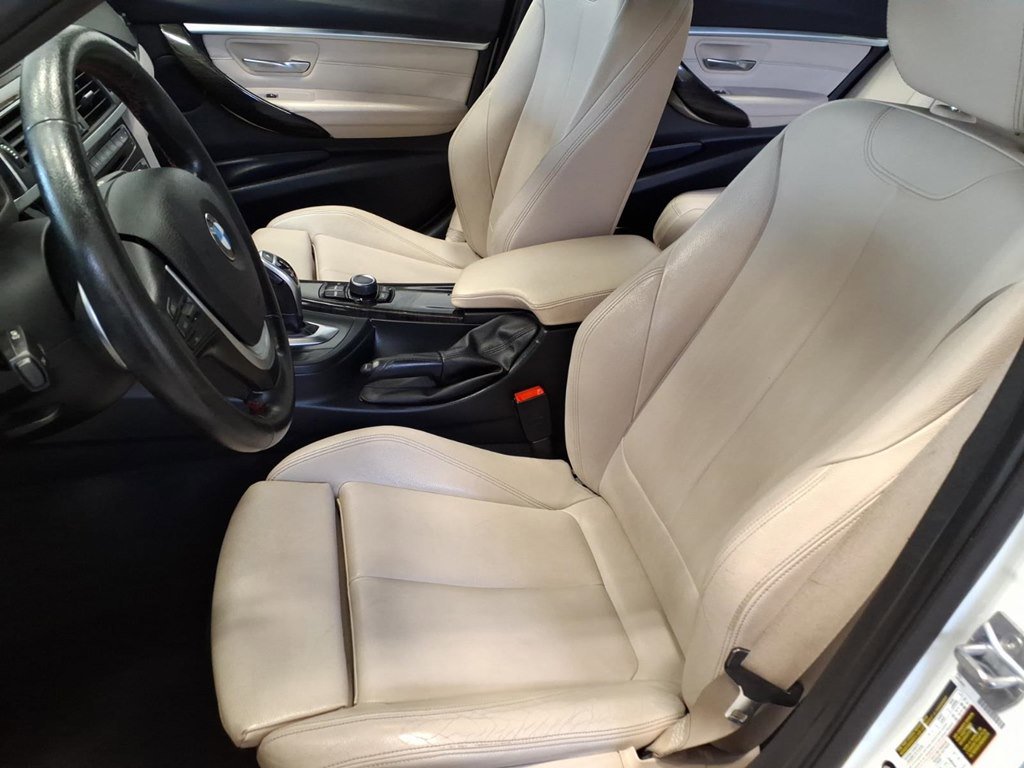 Used 2016 BMW 328i Sedan RWD image 16